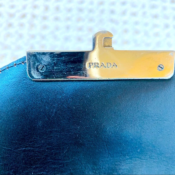 Prada Vitello Vintage Twin Pocket Satchel Bag, Black (Nero). - Picture 13 of 17